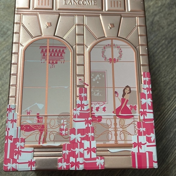 Lancome gift box - Picture 2 of 8